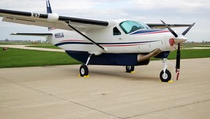 Super Cargomaster 208B 